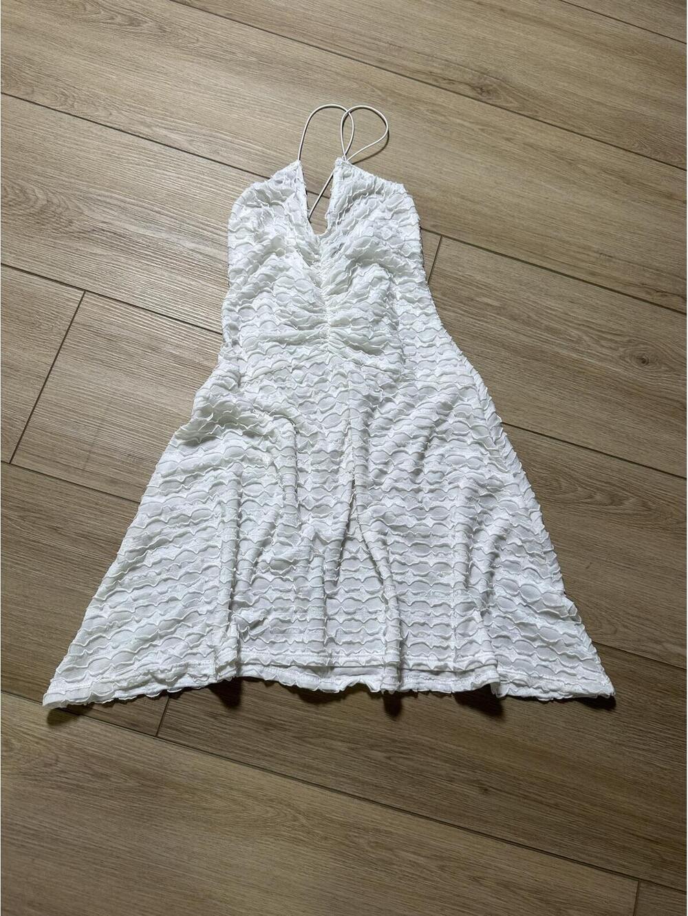 PrettyLittleThing White Textured Halter Mini Dress Size US 6